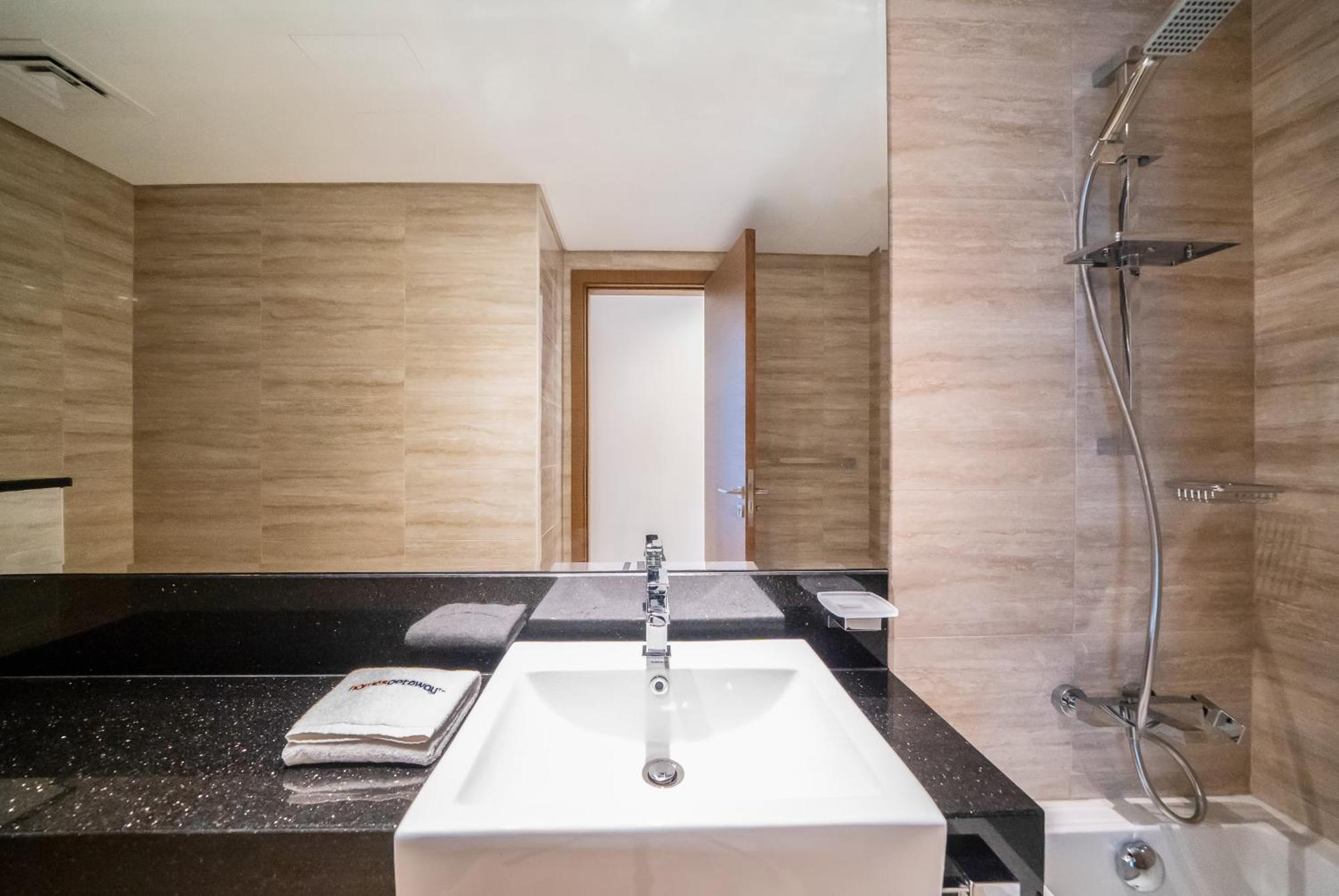 Luxury Missoni Branded 1br In Business Bay Apartment *